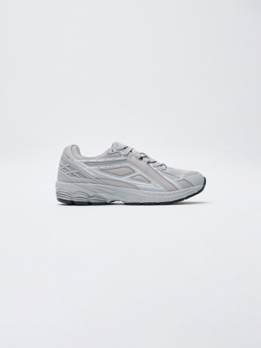 комбинированные кроссовки из льна спереди