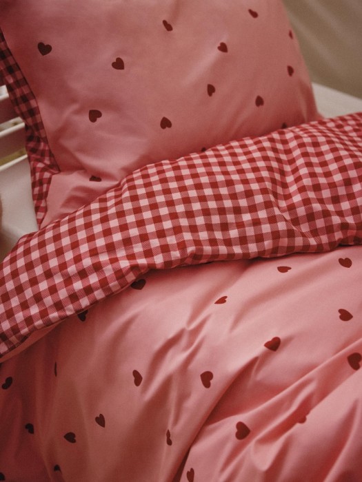 комплект детского постельного белья без простыни 140х200 от бренда sela вид слева