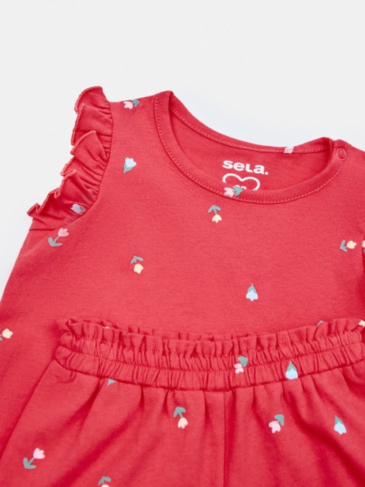 комплект из блузки и шорт для малышей из россии вид сбоку