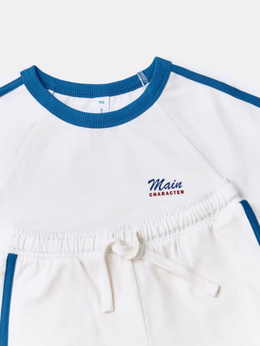 комплект из футболки и шорт для мальчиков по цене 1599 руб вид справа