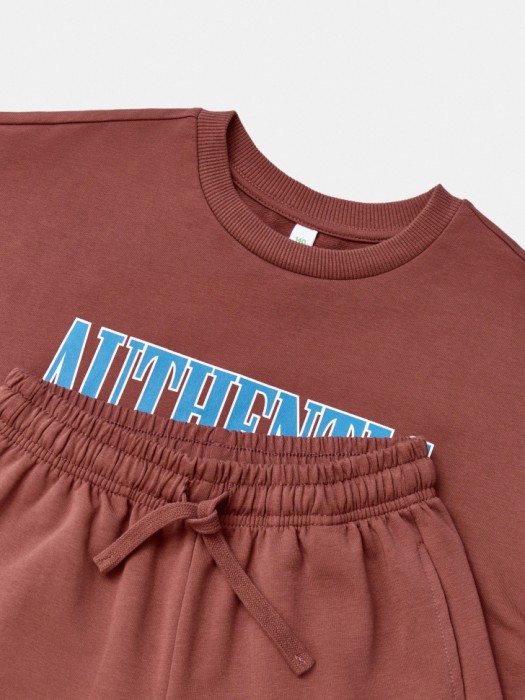 комплект из футболки и шорт для мальчиков по цене 1999 руб вид справа