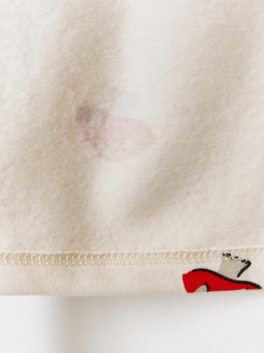 комплект из лонгслива и брюк для малышей из россии вид сбоку