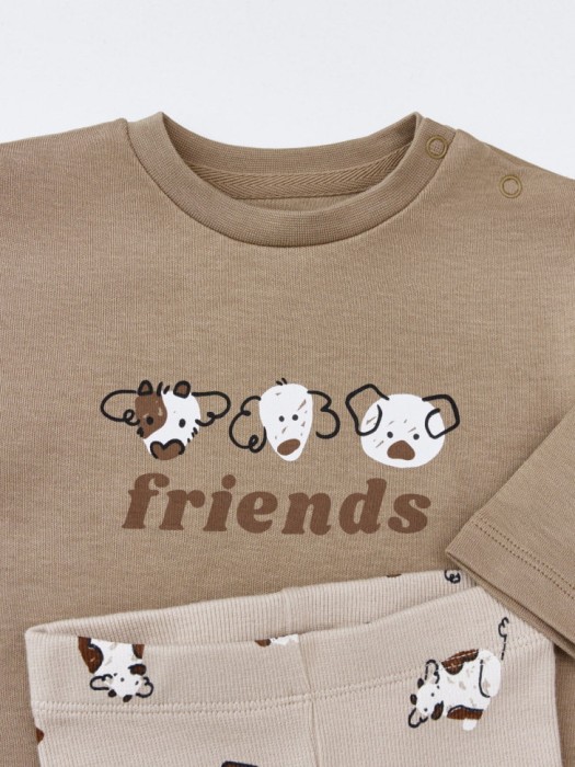 комплект из лонгслива и брюк для малышей по цене 999 руб вид справа