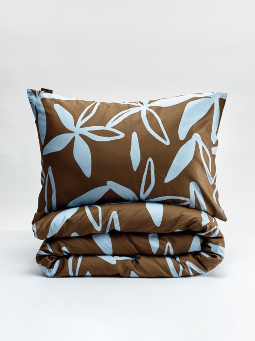 комплект постельного белья из сатина без простыни 2-х спальный 200х220 см от бренда sela вид слева