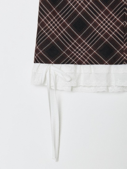 короткая юбка с оборкой для девочек из россии вид сбоку