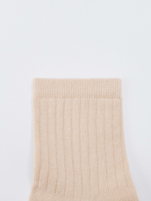 короткие носки от бренда sela вид слева