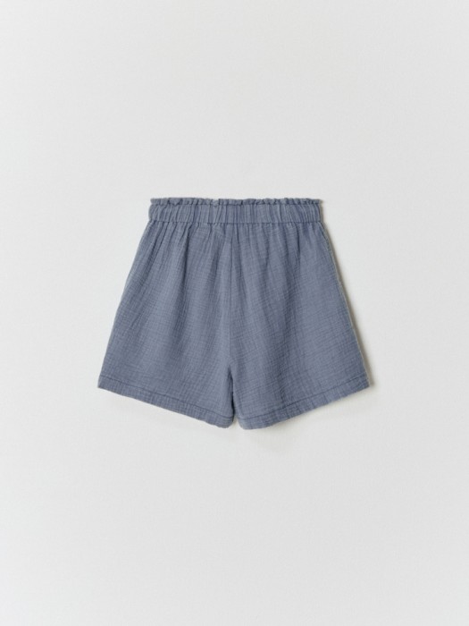 короткие шорты из муслина для девочек из россии вид сбоку