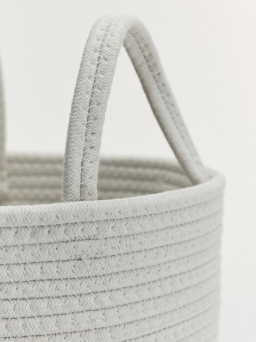 корзина для хранения с ручками по цене 1199 руб вид справа