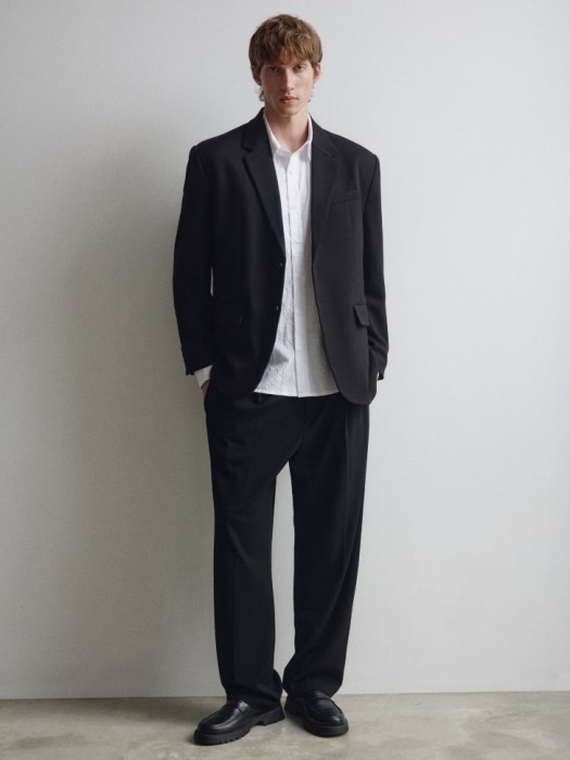 костюмный пиджак прямого силуэта по цене 3299 руб вид справа