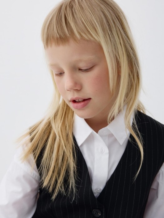 костюмный жилет для девочек по цене 1299 руб вид справа