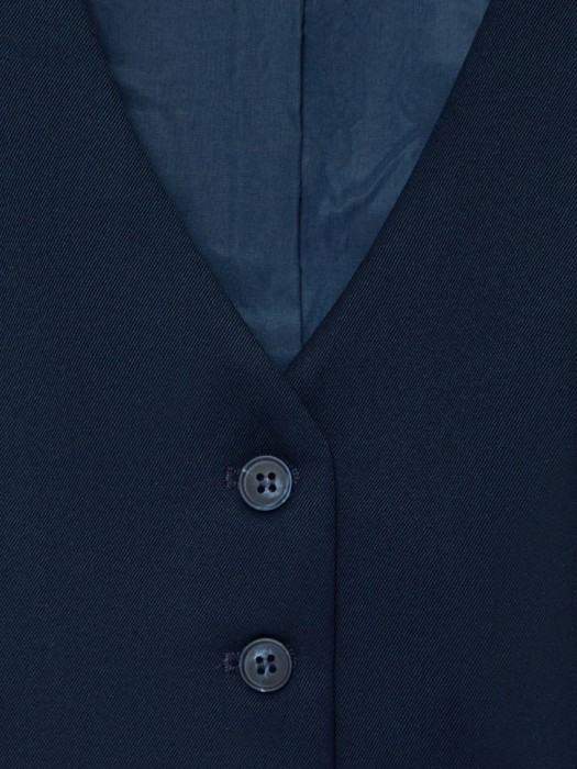 Товар синего цвета с внутренней стороны