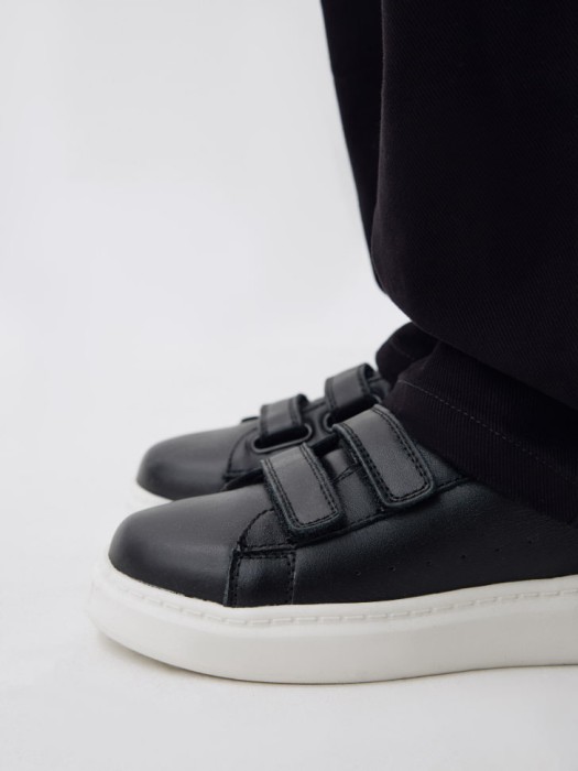 кожаные кеды на липучках детские от бренда sela вид слева