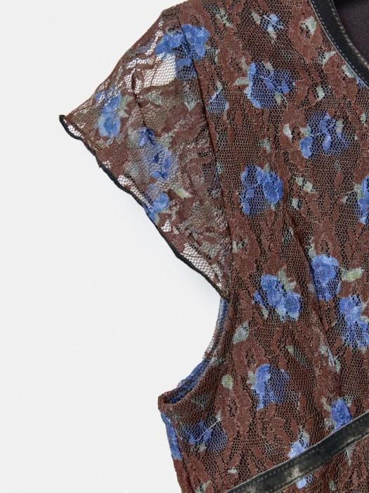 кружевное платье с цветочным принтом для девочек из трикотажа спереди