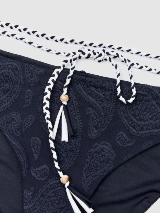 купальные плавки-слипы с принтом от бренда sela вид слева