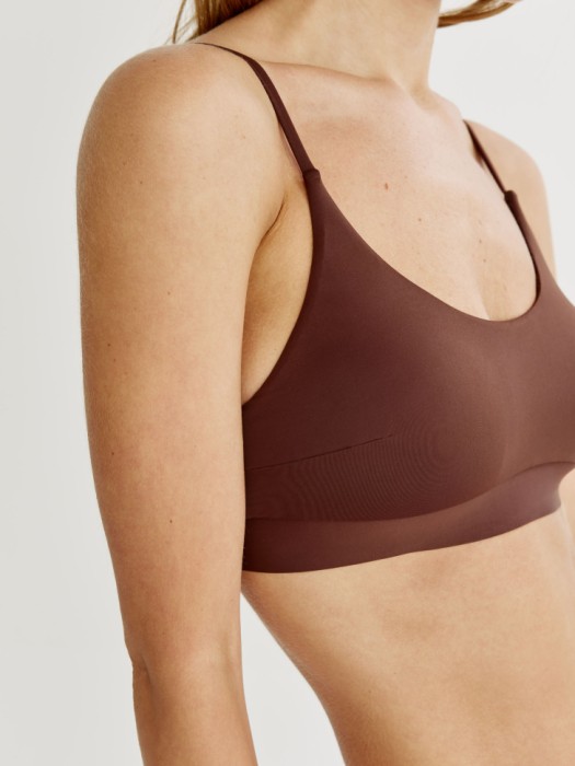 купальный топ на тонких бретелях по цене 1799 руб вид справа