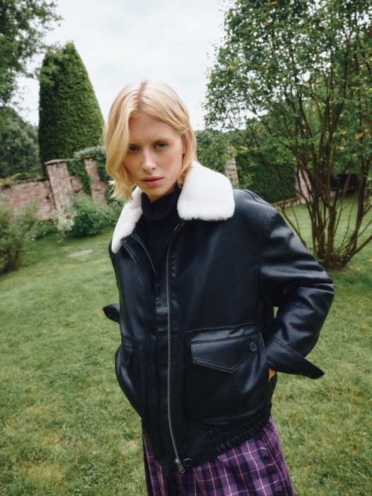 куртка из экокожи с меховым воротником 4680798530581 фотография