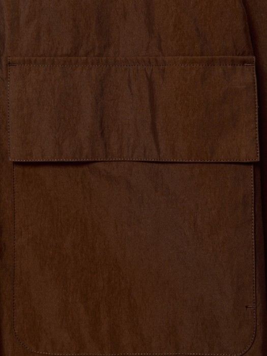 куртка с контрастным воротником из экокожи универсального стиля с лицевой стороны