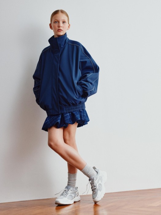 куртка в спортивном стиле для девочек от бренда sela вид слева