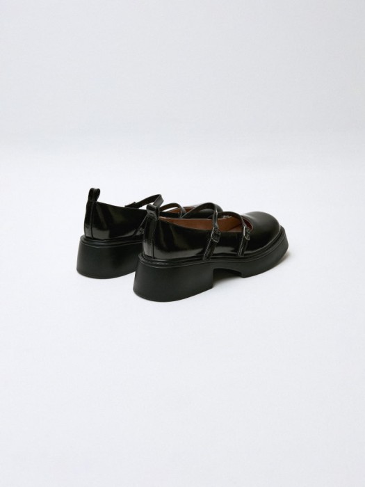 лакированные туфли из натуральной кожи для девочек по цене 2199 руб вид справа