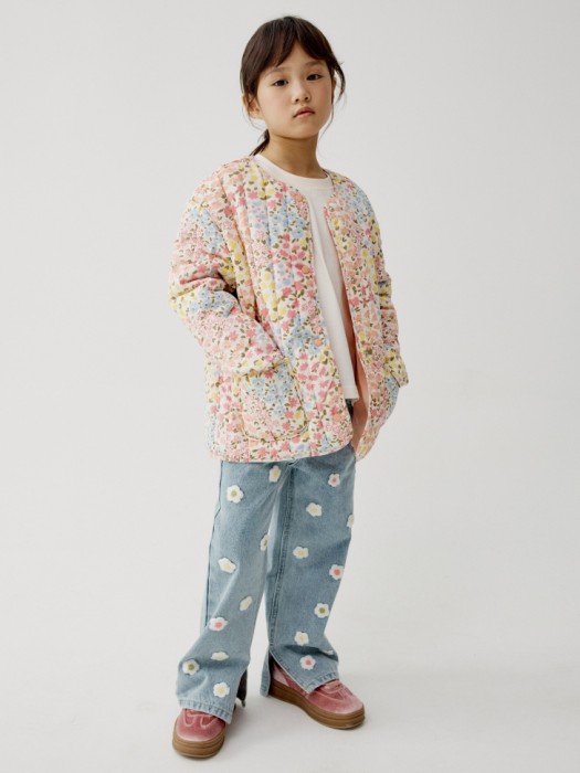 легкая стеганая куртка для девочек от бренда sela вид слева