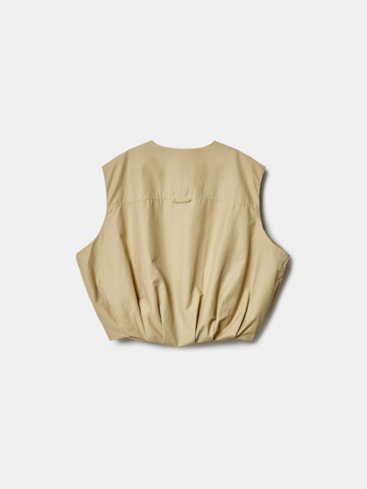 легкий жилет объемного силуэта для девочек из россии вид сбоку