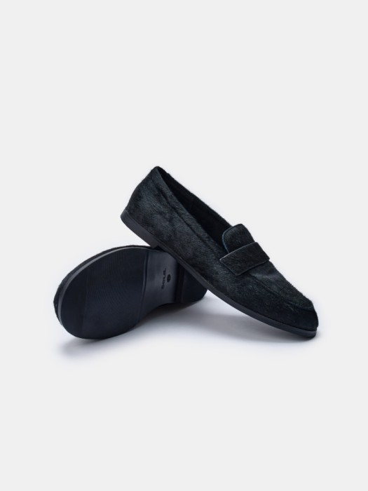 лоферы из натурального меха пони из кожи спереди