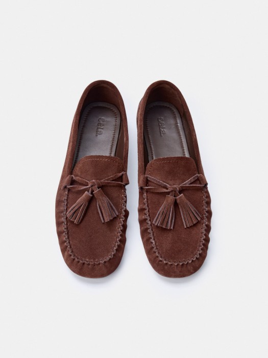 лоферы из натуральной замши с кисточками из россии вид сбоку