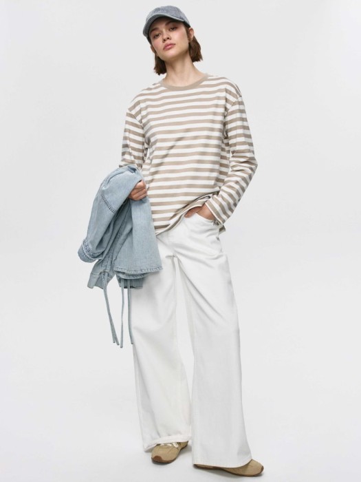 лонгслив anna oversize fit от бренда sela вид слева