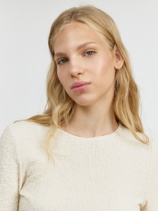 лонгслив из линейки  young по цене 899 руб вид справа