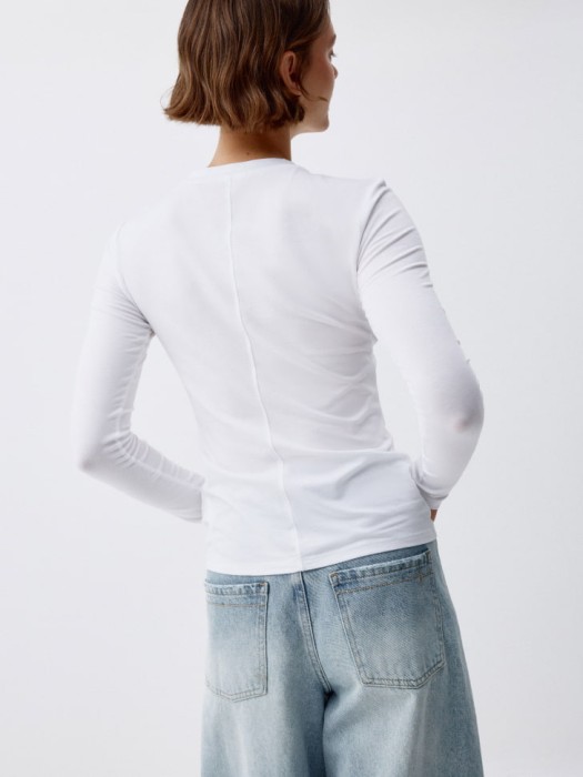 Товар с артикулом 4680798648514 вид сзади