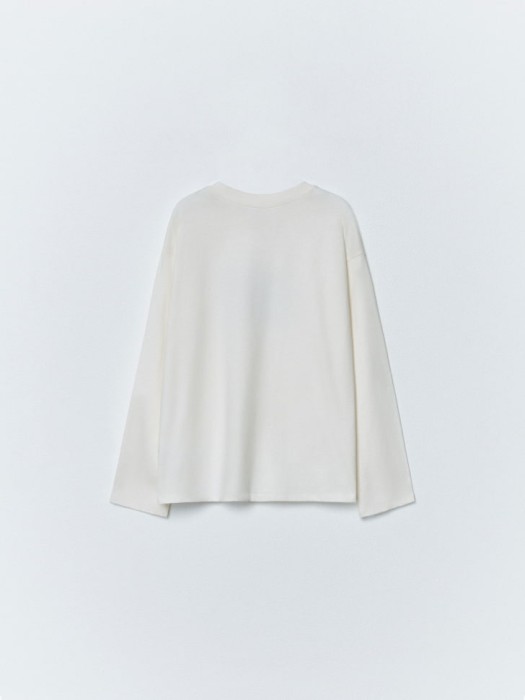 лонгслив оверсайз для девочек из коллекции  x мосфильм из россии вид сбоку