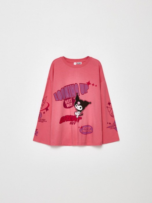 лонгслив оверсайз с принтом hello kitty по цене 499 руб вид справа