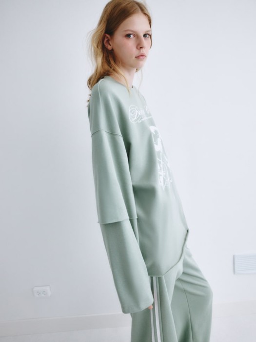 лонгслив с имитацией двухслойности из линейки  young из россии вид сбоку