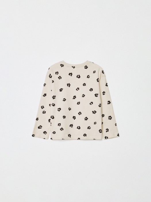 лонгслив с принтом для девочек от бренда sela вид слева