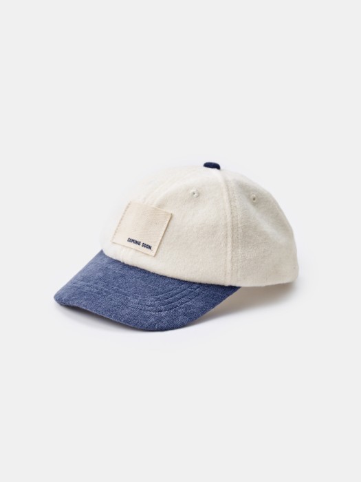 махровая бейсболка с патчем детская от бренда sela вид слева