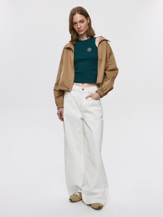 майка женская от бренда sela вид слева