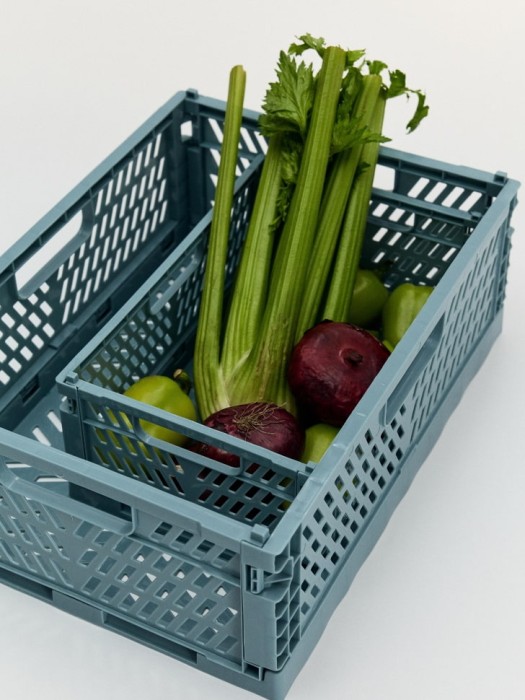 маленький пластиковый органайзер для хранения от бренда sela вид слева