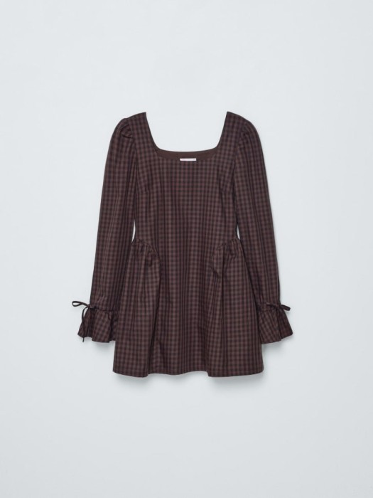 мини платье из линейки  young от 16 до 18 лет с изнаночной стороны