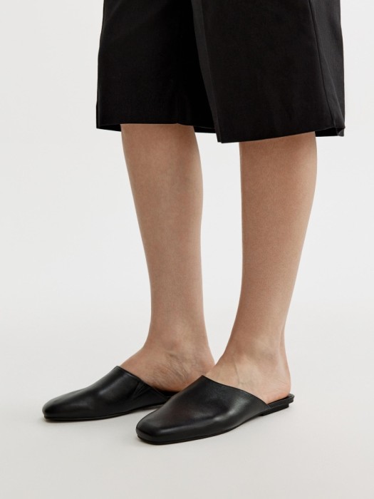 мюли из натуральной кожи по цене 5599 руб вид справа