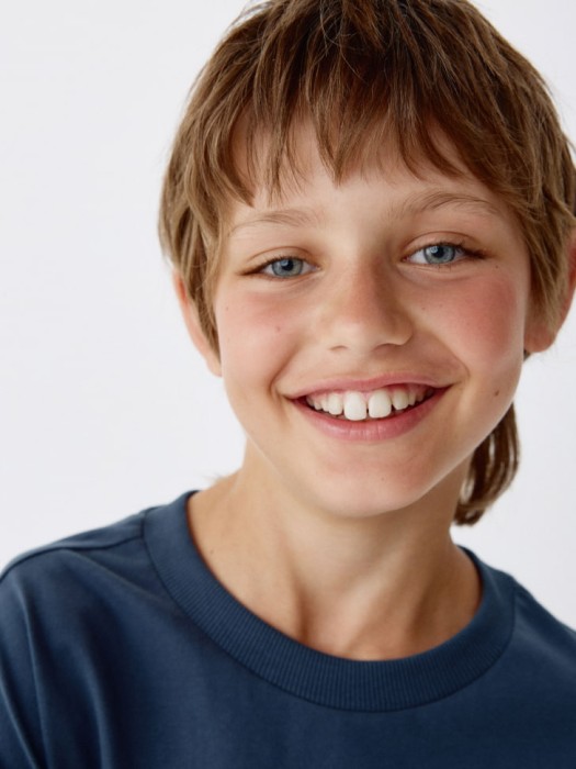 набор из 2 базовых футболок детских по цене 599 руб вид справа