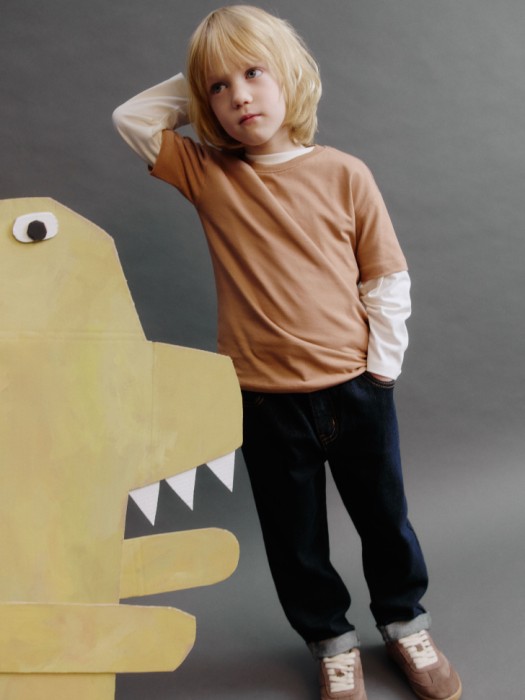 набор из 2 футболок для мальчиков от бренда sela вид слева