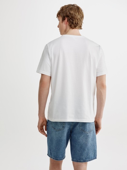 набор из 2 футболок прямого кроя из россии вид сбоку