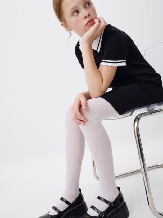 набор из 2 пар колготок в рубчик для девочек от бренда sela вид слева