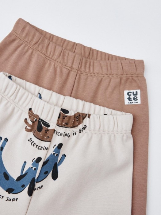 набор из 2 трикотажных джоггеров для малышей от бренда sela вид слева