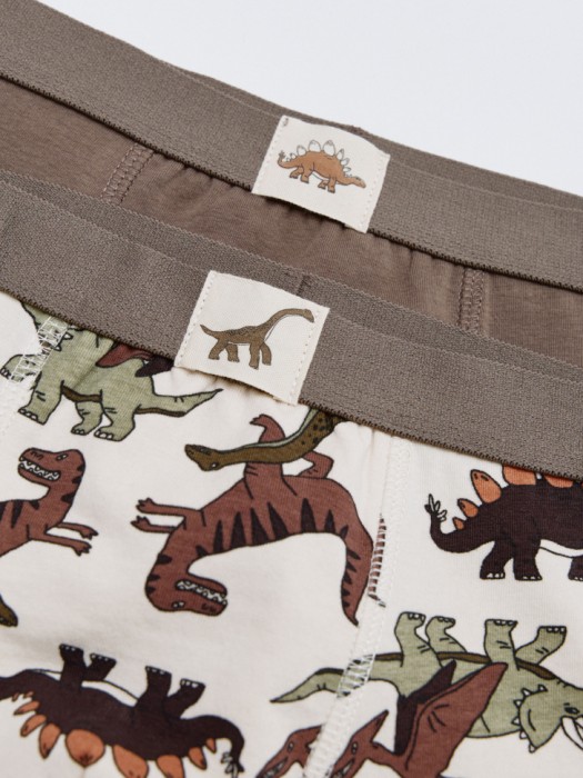 набор из 2 трусов-боксеров для мальчиков от бренда sela вид слева