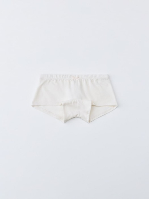 набор из 2 трусов-шортиков для девочек от бренда sela вид слева