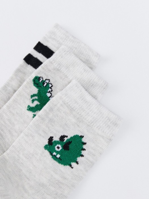 набор из 3 пар носков для мальчиков от бренда sela вид слева