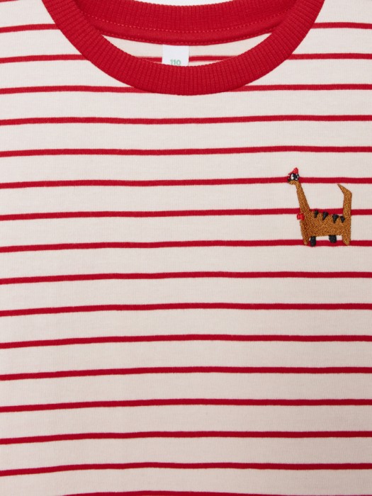 новогодний лонгслив в полоску с вышивкой для мальчиков из россии вид сбоку