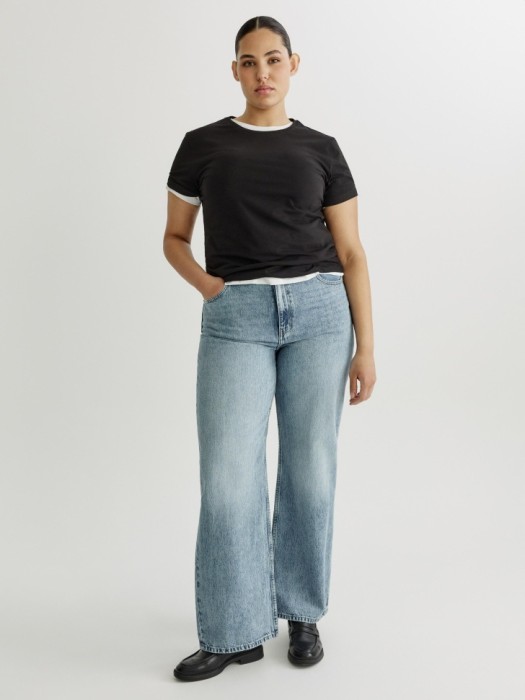 облегающая футболка ева от бренда sela вид слева