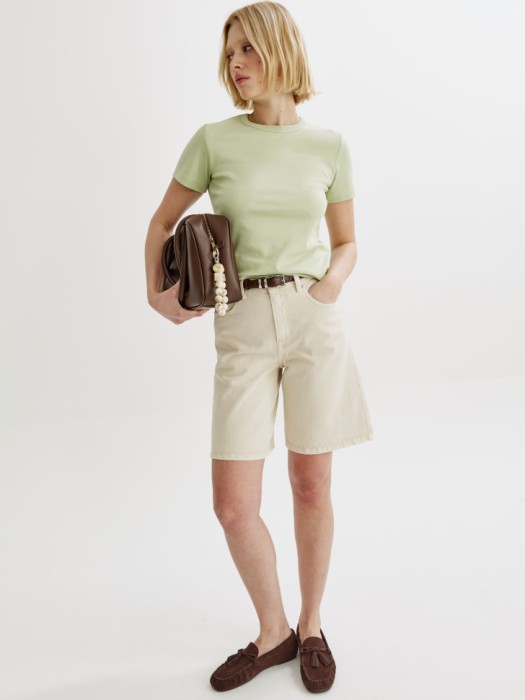 облегающая футболка кира от бренда sela вид слева